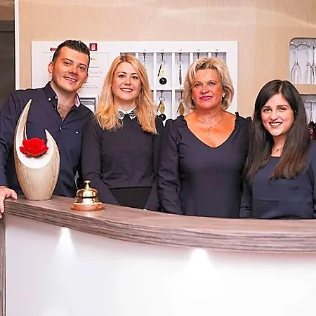Cit'hotel La 3* נאנסי